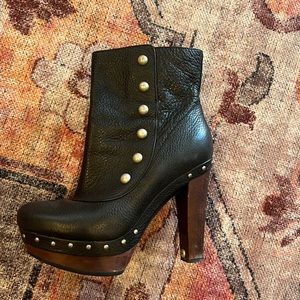 Ugg genuine leather and sheepskin booties